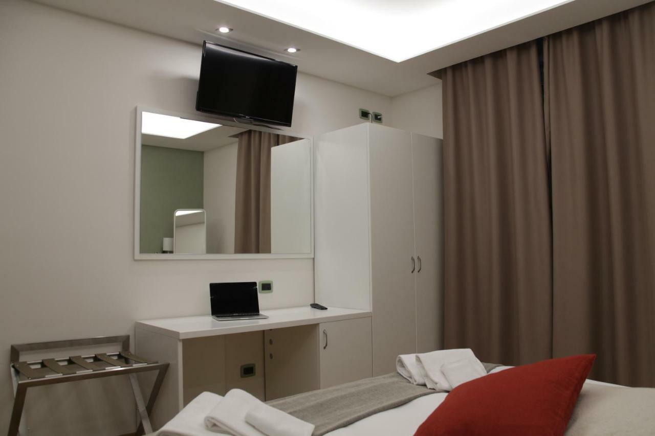 וטראלה Albergo Da Benedetta מראה חיצוני תמונה